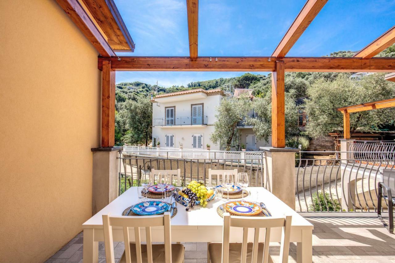 Chez Carme' Apartment Соренто Екстериор снимка