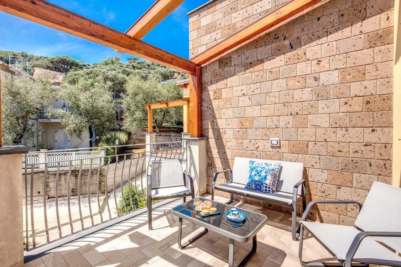 Chez Carme' Apartment Соренто Екстериор снимка