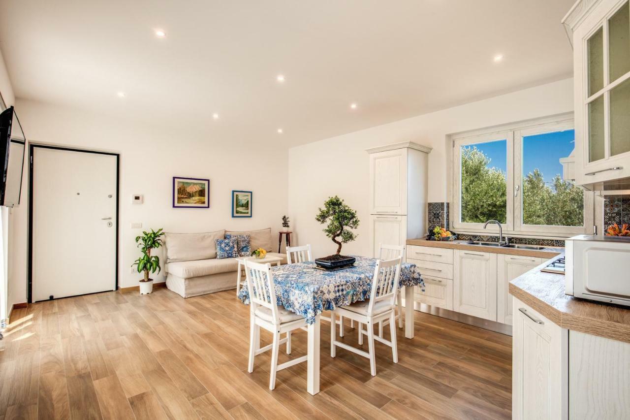 Chez Carme' Apartment Соренто Екстериор снимка